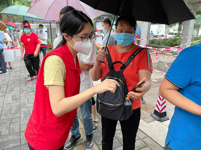 黄埔区民政局：社工“红棉热线”日夜守护民政兜底服务群体3.png